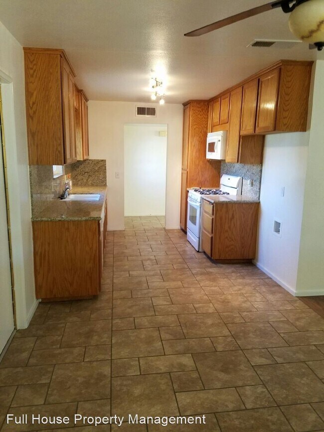 Building Photo - 3 br, 2 bath House - 1547 Prospect