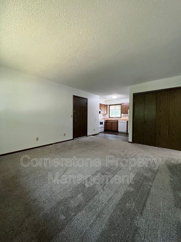 Building Photo - 1454 N 31st St
