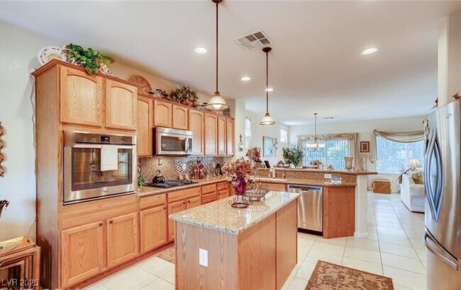 Building Photo - 2211 Waterton Rivers Dr