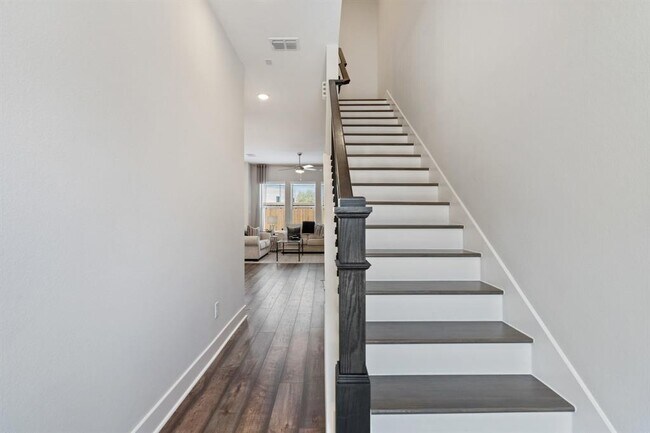 Foto del edificio - 962 Ford Pines Ln