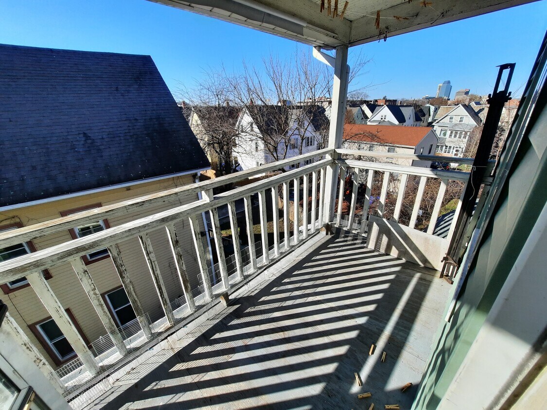 48 Ave Unit 3, Springfield, MA 01105 Rentals in Springfield at