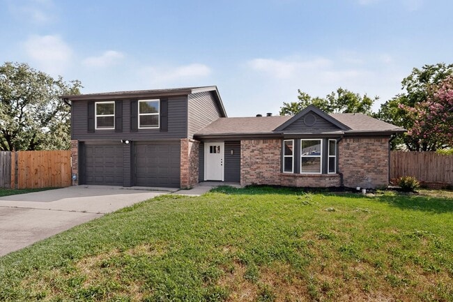 Building Photo - 6708 Johnnie Ct