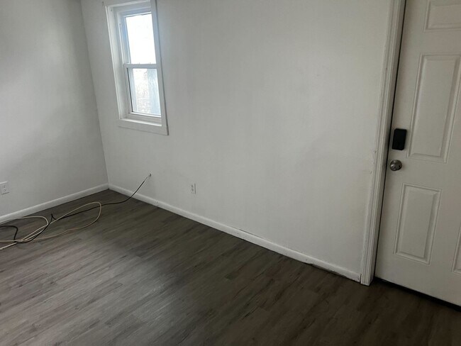 Foto del edificio - 138 Morton Ave