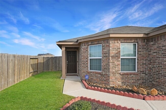 Foto del edificio - 1001 Strawberry Ridge Dr