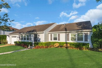 Building Photo - 1037 Woodgate Ave