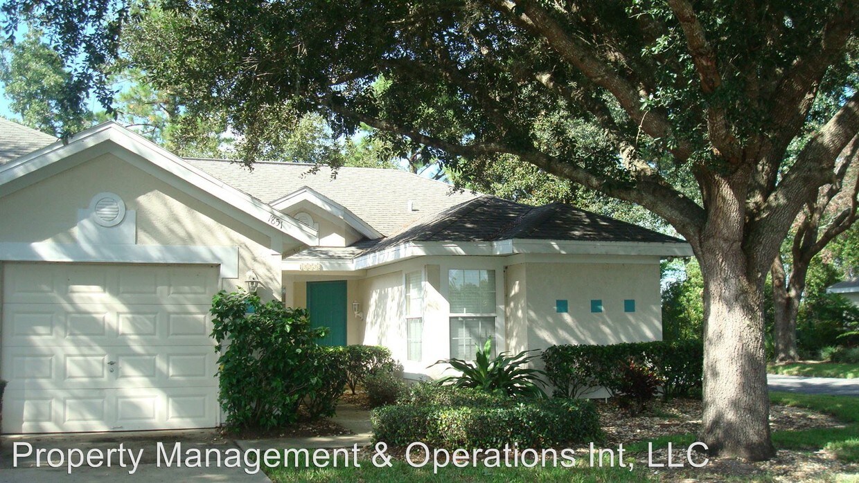 1851 Country Club Blvd, Mount Dora, FL 32757 House Rental in Mount