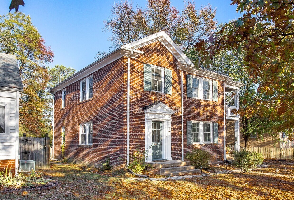 Foto del edificio - 4004 W Grace St