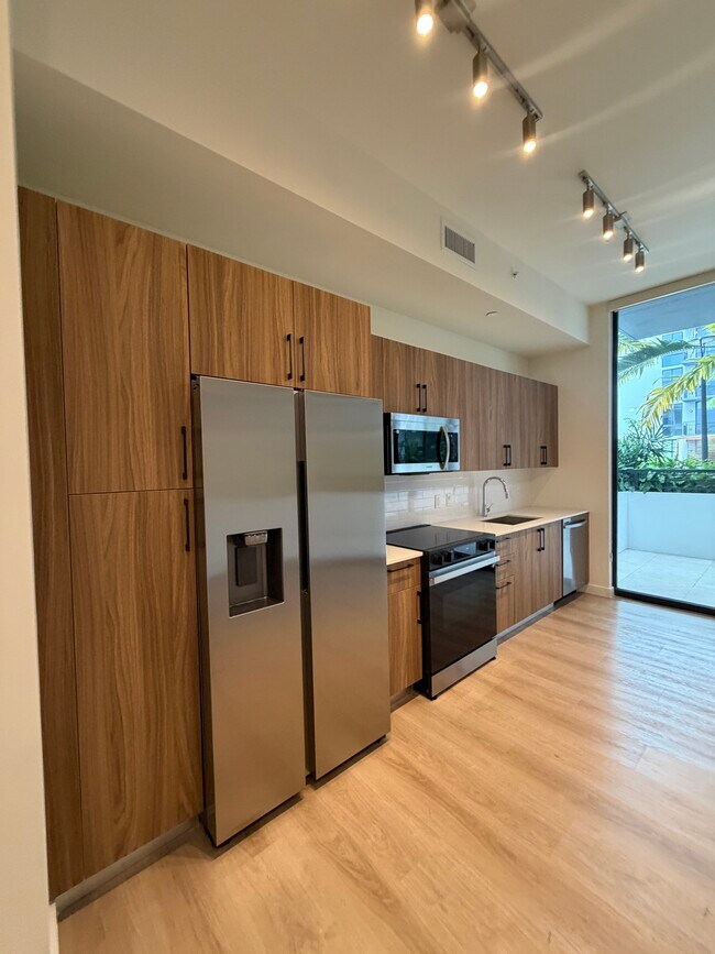 Foto del edificio - 3401 NW 7th St