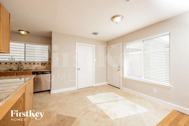 Building Photo - 18819 Atasca Oaks Dr