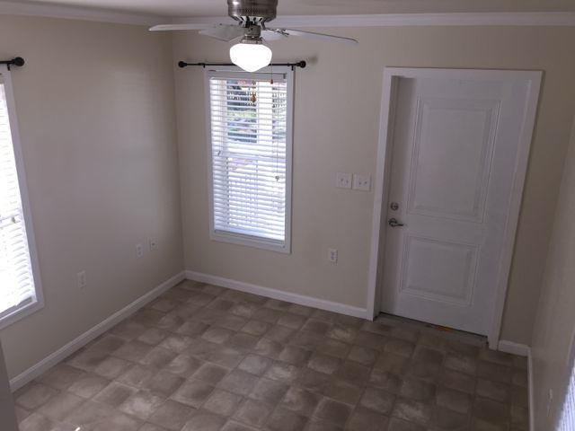 Building Photo - 15 Rosin Cup Cir