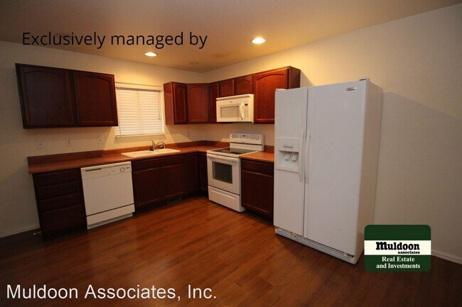 Building Photo - 3 br, 2.5 bath House - 254 W Coral Dr