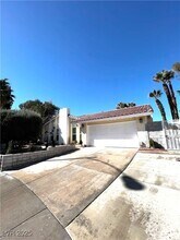 Building Photo - 5880 Duneville Ct
