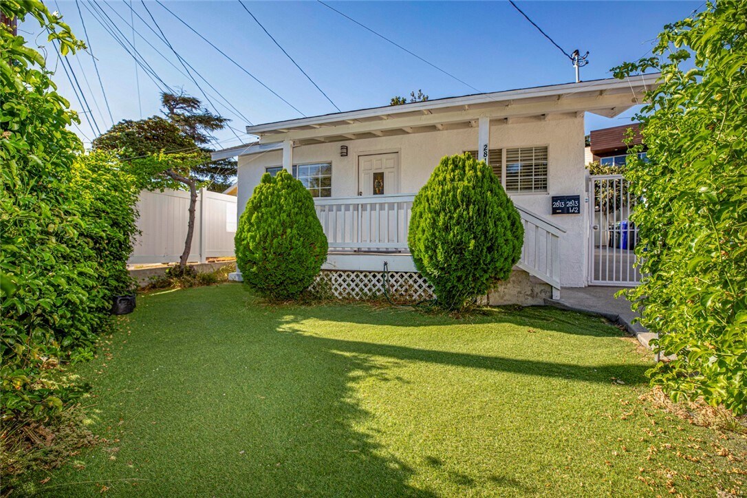 Primary Photo - 2813 Los Olivos Ln