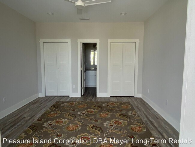 Building Photo - 3 br, 2 bath House - 409 E Windmill Ridge