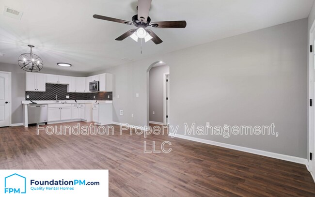 Foto del edificio - 3660 Grey Rd