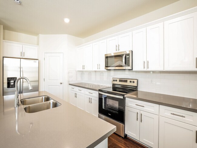 Building Photo - 6501 Enlightenment Drive