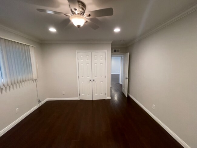 Foto del edificio - 5124 W El Segundo Blvd