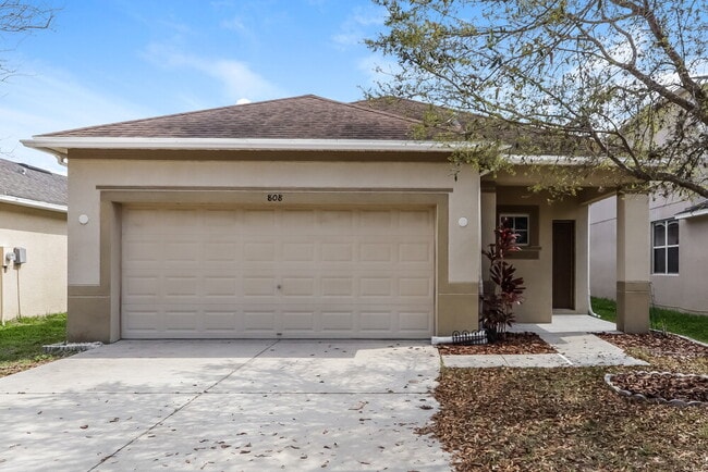 Building Photo - 808 College Chase Dr