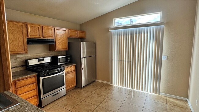 Foto del edificio - 3838 Sorrowing Sparrow Ct