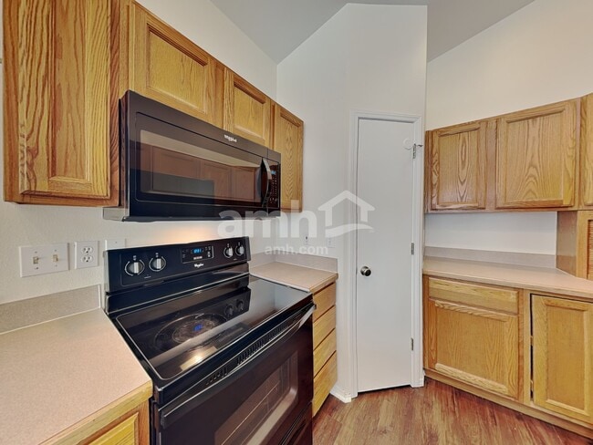 Building Photo - 2839 W Santa Clara Dr