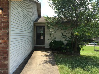 Primary Photo - 1506 Smoot Dr