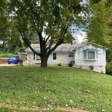 Building Photo - 1211 Brookwood Dr