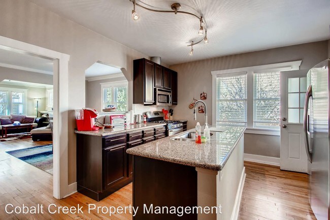 Foto del edificio - 1550 Perry St