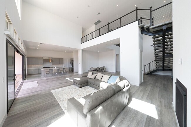 Building Photo - 10743 Patina Hills Ct