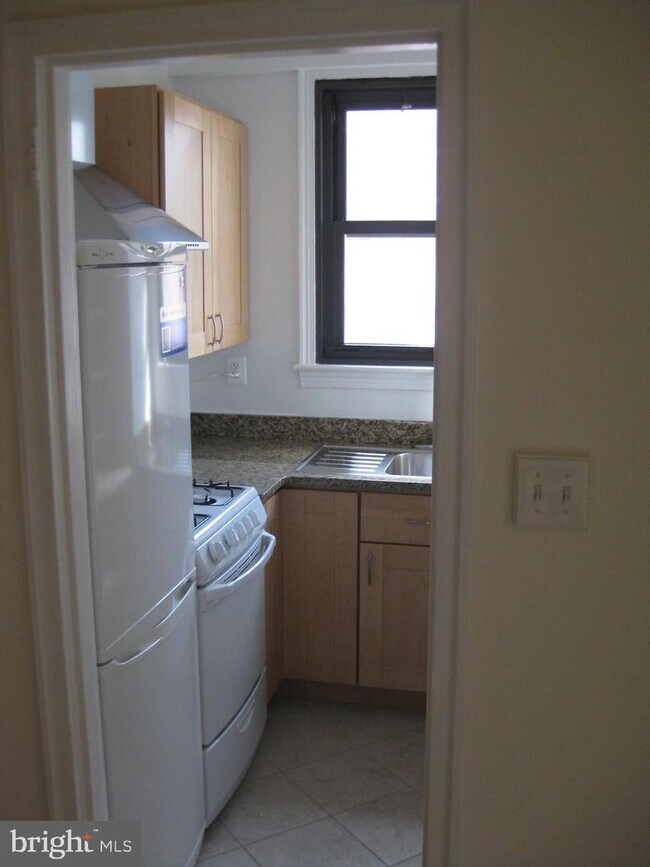 Foto del edificio - 1010 25th St NW