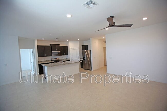Building Photo - 14447 W Gray Fox Trl