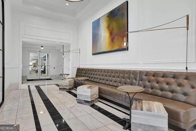 Foto del edificio - 325 East Paces Ferry Rd NE