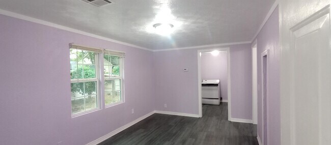 Foto del edificio - 9212 N University Ave