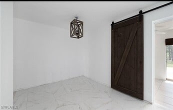 Building Photo - 212 Grant Ave