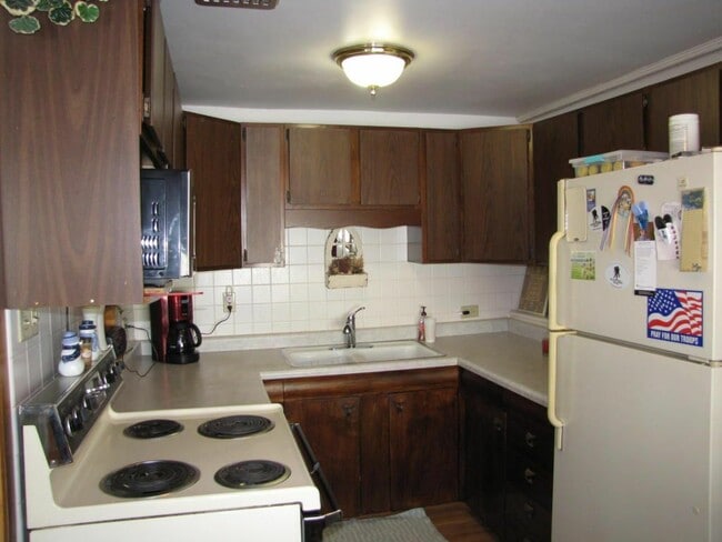 Foto del edificio - 4215 N 100th St