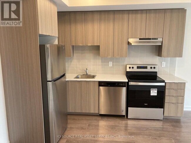 Building Photo - 20 Orchid Pl Dr