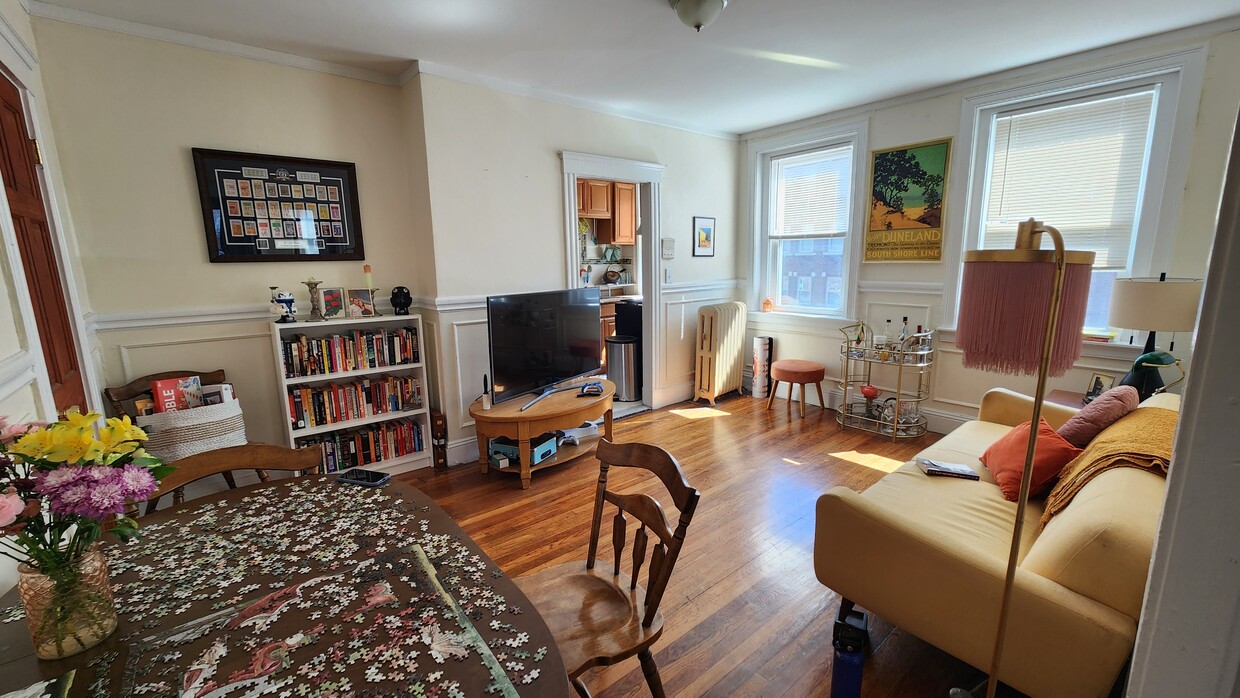 Foto principal - 213 Kelton St