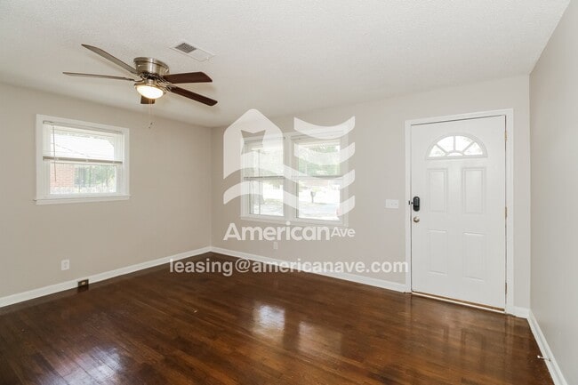 Foto del edificio - 3941 Trotter Rd