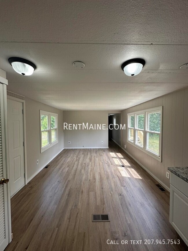 Building Photo - 8 Park Rd