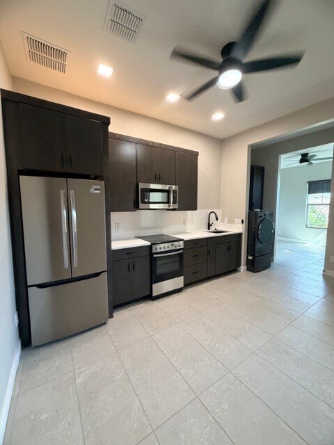 Foto del edificio - 5328 N 88th Dr