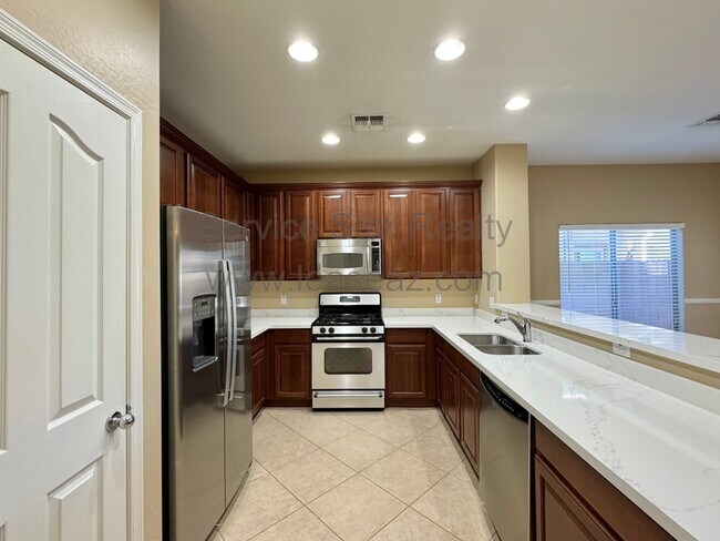 Foto del edificio - 4523 W Fortune Dr