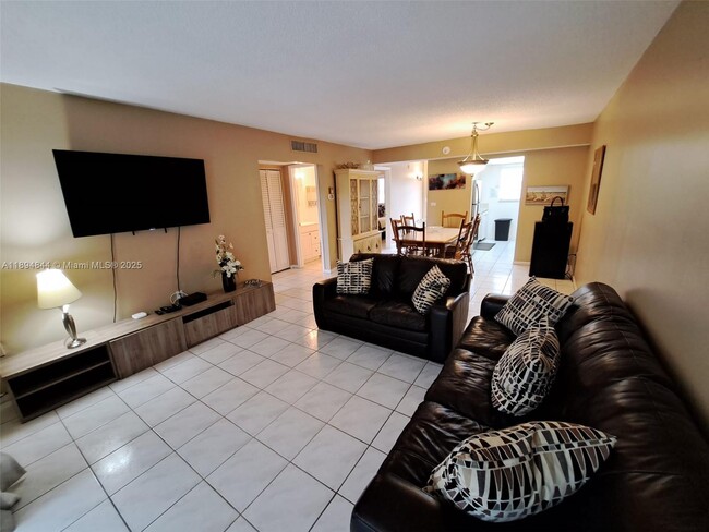 Building Photo - 201 178th Dr