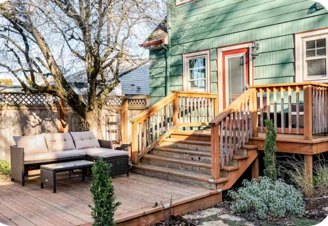 Foto del edificio - 4325 NE 42nd Ave