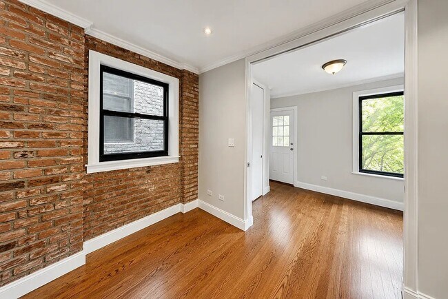 Foto del edificio - 438 W 52nd St