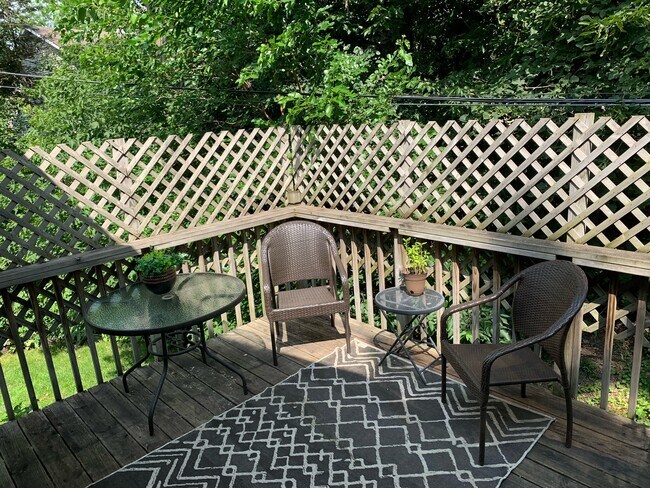 Building Photo - 10700 11th Ave N