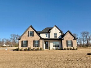 Building Photo - 7486 Newbury Dr