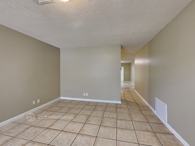 Building Photo - 2533 NW 82nd Terrace