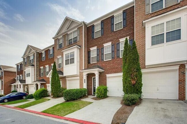 Front view 2 - 433 Heritage Park Trce NW