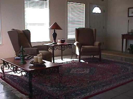 Primary Photo - 174 Lakeshore Ln