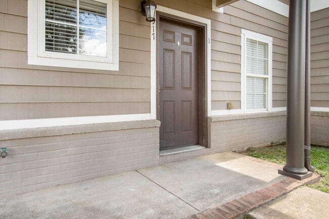Photo - The Grove Apartment