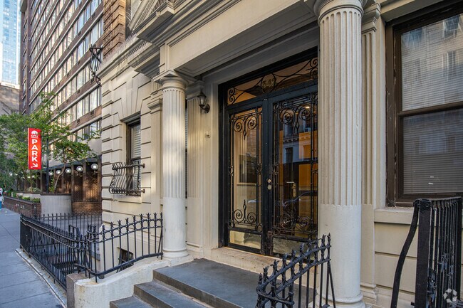 Entrance - 342 W 56th St